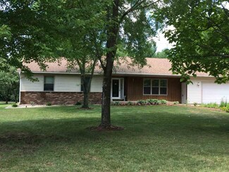 1604 Meadow View Ln, Stevens Point, WI 54482