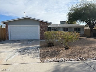 2005 Fontenelle St, Las Vegas, NV 89102
