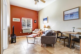351 Washington St SE Unit 102, Albuquerque, NM 87108