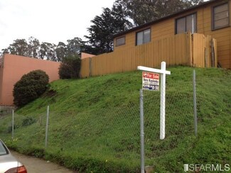 701 Dartmouth St, San Francisco, CA 94134