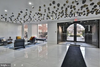 4247 Locust St Unit B-924, Philadelphia, PA 19104