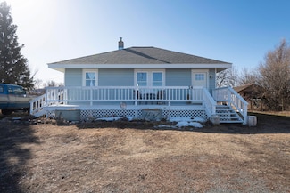 14 Sugar Beet Row, Whitehall, MT 59759