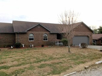 4608 N Memory Ln, Petersburg, IN 47567