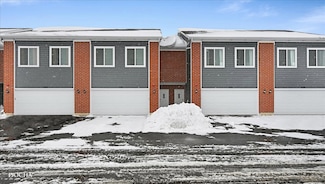 1218 Gillespie Ln, Yorkville, IL 60560