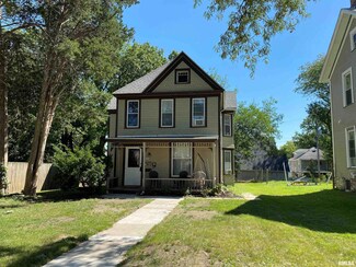 1715 Grand Ave, Davenport, IA 52803