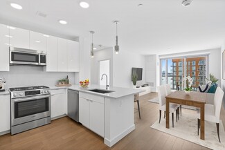 45 Lewis St Unit 416, Boston, MA 02128