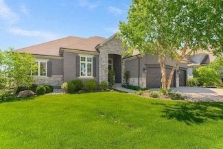 10417 W 172nd St, Overland Park, KS 66221