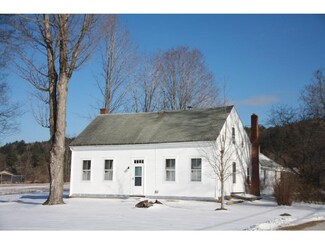 29 Cobb Ln, North Clarendon, VT 05759