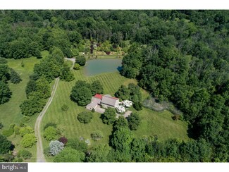 12 Britton Rd, Stockton, NJ 08559