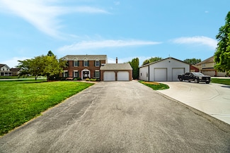 26711 S Greenbriar Dr, Monee, IL 60449