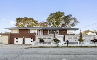1 Ridge Ave, Sayreville, NJ 08872