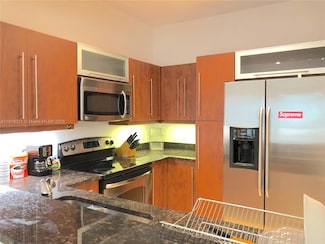 7350 SW 89th St Unit 408S, Miami, FL 33156