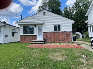 25 W Ralston Ave, Akron, OH 44301