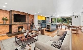 245 W 24th St Unit GARDEN, New York, NY 10011