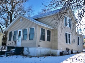 423 N Lakeview Ave, Endeavor, WI 53930