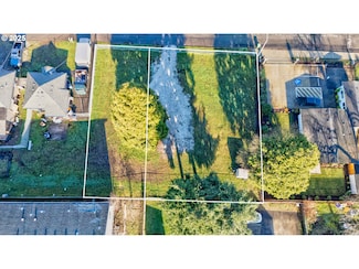 2111 E 27th St, Vancouver, WA 98661