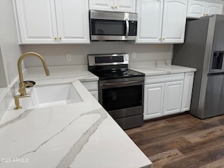 7801 N 44th Dr Unit 1052, Glendale, AZ 85301