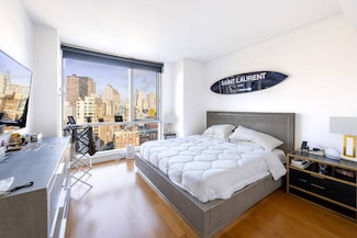 200 Chambers St Unit 19F, New York, NY 10007