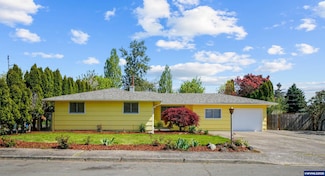 290 44th Place NE, Salem, OR 97301