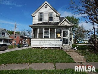 1309 Scott St, Davenport, IA 52803
