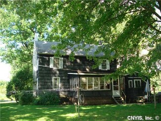 8858 Bridgeport-Kirkville Rd, Kirkville, NY 13082
