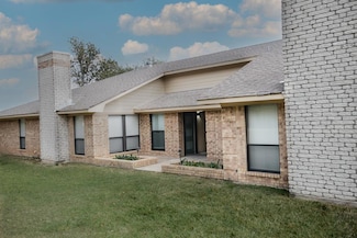 300 Lila Ln, Athens, TX 75751