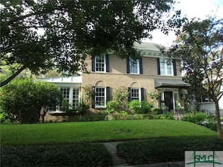 109 E 44th St, Savannah, GA 31405