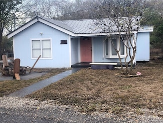 8513 Pecan St, Tuleta, TX 78162