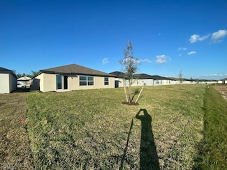 4032 Villa Doria Ct, North Fort Myers, FL 33917