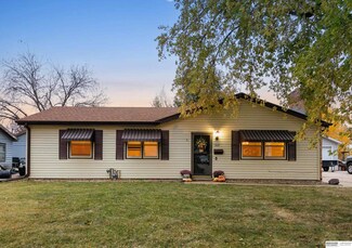 5117 S 143rd St, Omaha, NE 68137