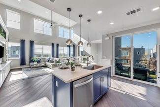 111 Llano de Los Robles Ave Unit 2, San Jose, CA 95136