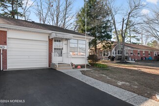 162 Constitution Blvd Unit B, Manchester Township, NJ 08759