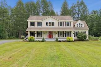 1009 Lakeview Dr, China, ME 04358