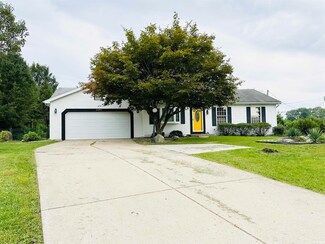 61211 Shirley Ave, South Bend, IN 46614