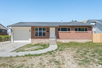 9898 S Barium Ln, Sandy, UT 84094