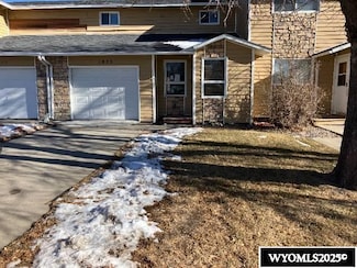 1825 E L St, Torrington, WY 82240