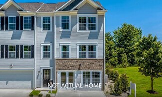 105 Sitka Willow Dr, Etna, OH 43068