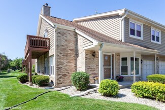 1900 Wisteria Ct Unit 1, Naperville, IL 60565