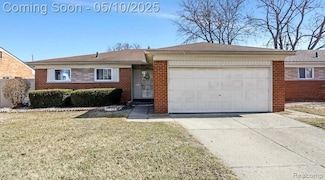 30106 Flanders Ave, Warren, MI 48088