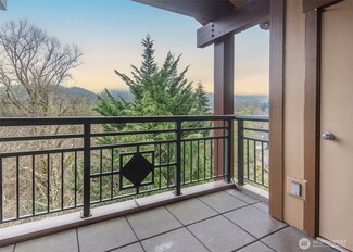 1000 Cabin Creek Ln SW Unit D301, Issaquah, WA 98027