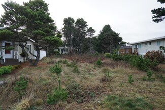290 Coronado Dr, Gleneden Beach, OR 97388