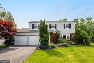 245 Harvest Dr, Harrisburg, PA 17111