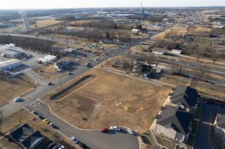 2339 Fox Ridge Ct, Bowling Green, KY 42101