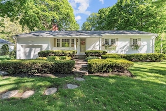 38 Joyce Rd, Framingham, MA 01701