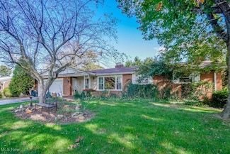 1010 Las Olas Blvd NW, North Canton, OH 44720