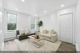 283 Griffith St, Jersey City, NJ 07307