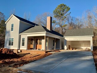 2037 Oak Lawn Loop, Lafayette Springs, MS 38655