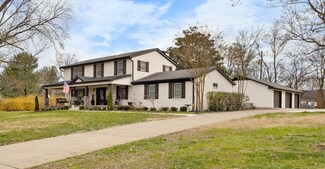 1990 Craigmont Blvd, Clarksville, TN 37043