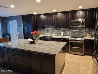 2425 E Westchester Dr, Chandler, AZ 85249