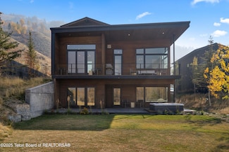 14135 Drake Dr, Jackson, WY 83001